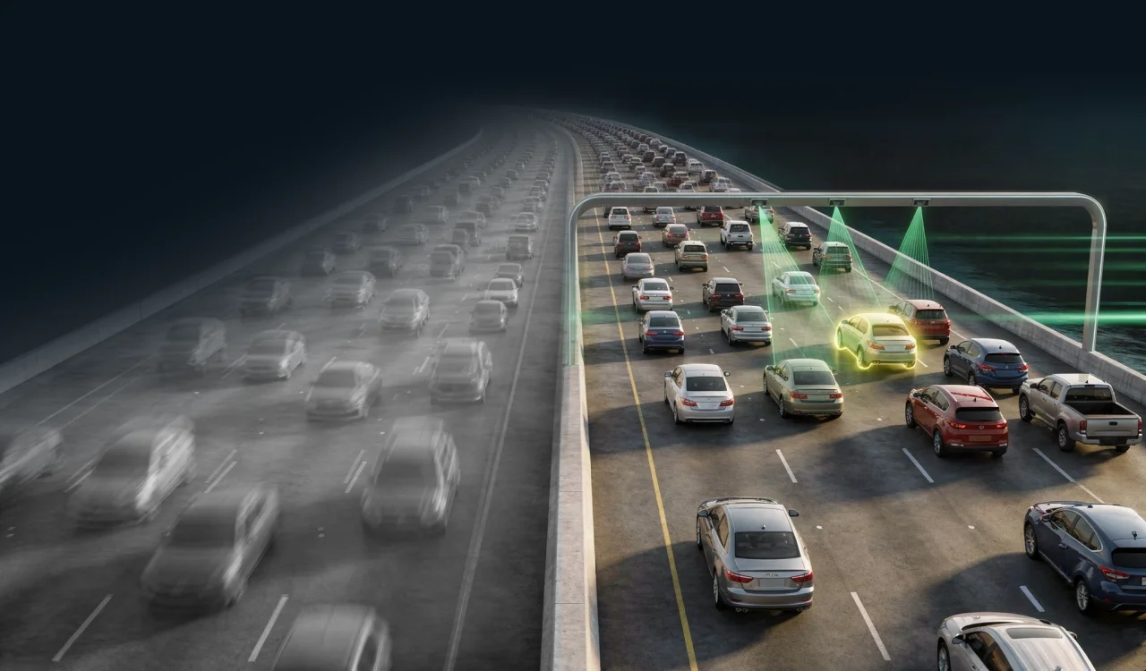 Split highway rendering. Left, blurred grey traffic in fog: lanes, not vehicles. Right, every vehicle sharp and identified under a green scanning gantry, with one deviating car highlighted in amber.